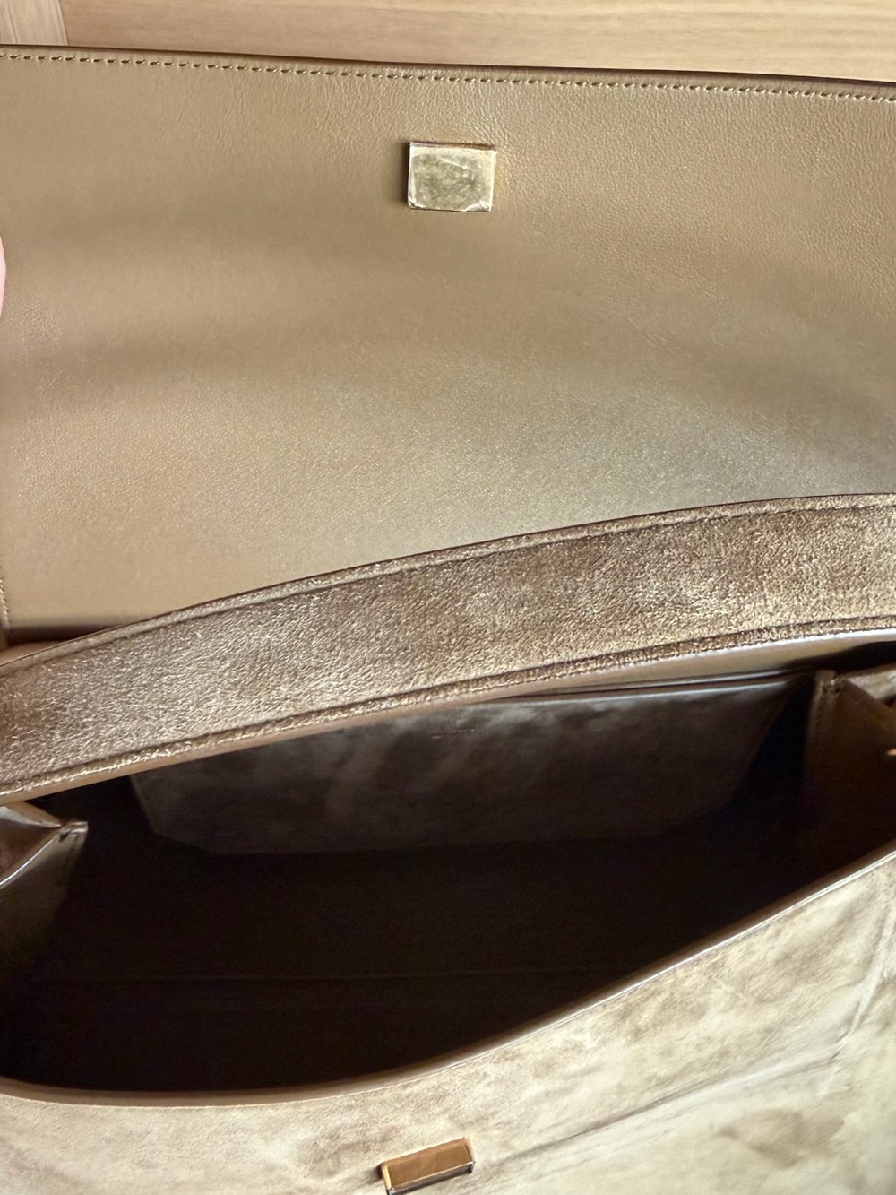 KHAITE AUDREY TOP HANDLE BAG in Mud Suede NEW - Picture 8 of 16
